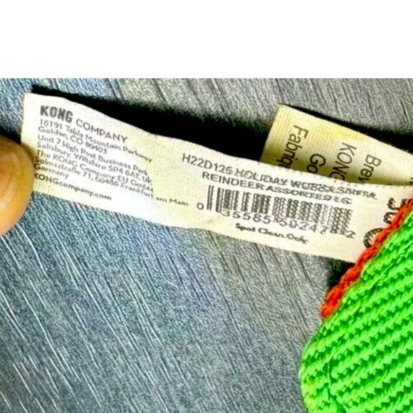 🎅KONG🎅 WUBBA SQUEAKY HOLIDAY SANTA INTERACTIVE THROW TOY NWOT🎄 - Picture 4 of 8